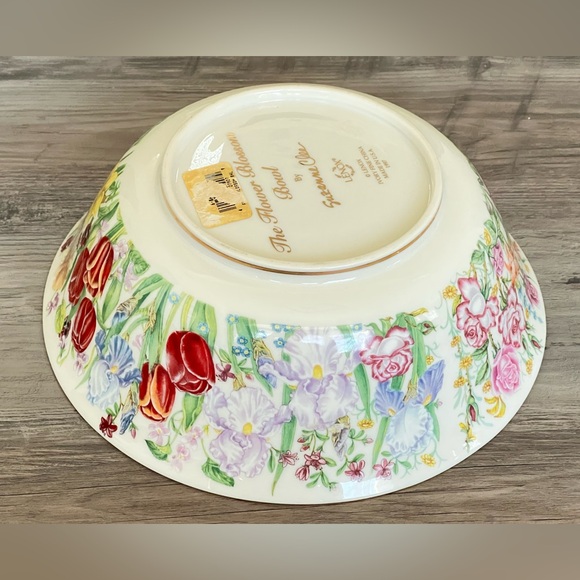 Lenox flower blossom serving bowl - Picture 3 of 7